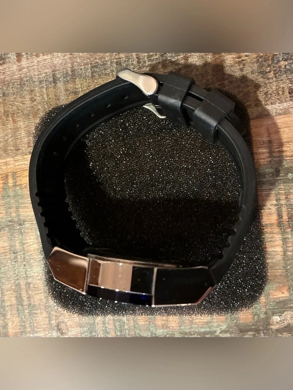Relic by Fossil Men’s Black Silicone Strap Watch ZR11867 Oversized Dial